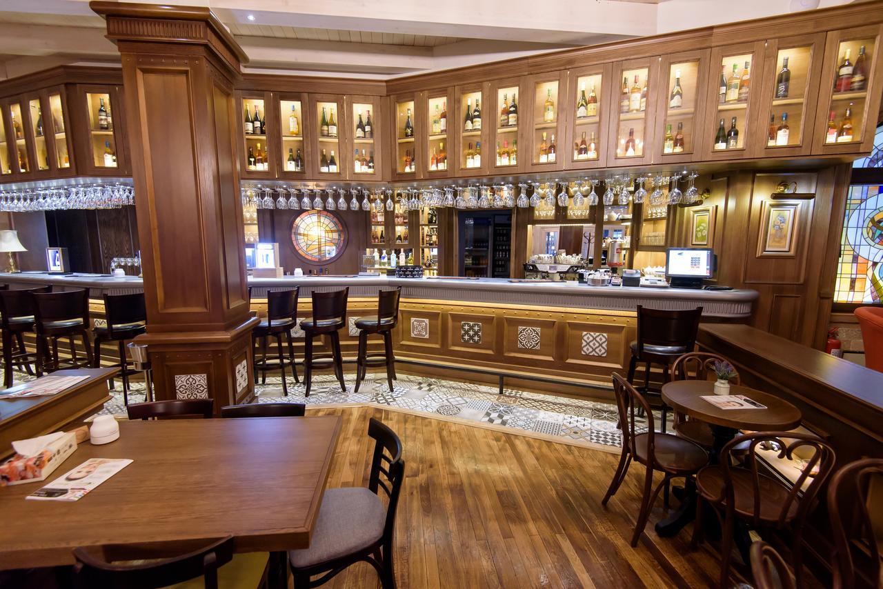 Hotel Castel Râmnicu Vâlcea Extérieur photo